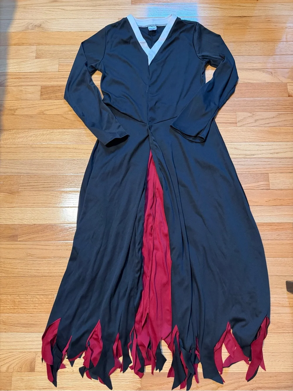 Ichigo’s Shihakusho Size L/XL (12-16)